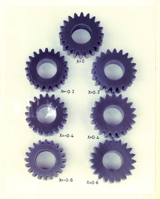 北海道大学百周年工学部公開記念行事 写真展1(1974年) (写真帖-工0008-44)