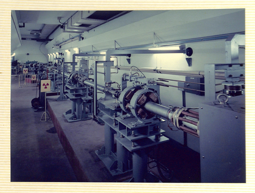 北海道大学百周年工学部公開記念行事 写真展2(1974年) (45MeVライナック(原子工学科))