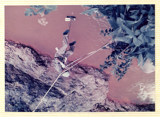 北海道大学百周年工学部公開記念行事 写真展2(1974年) (写真帖-工0009-37-01)