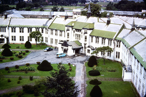 白堊館 (創基80年　工学部1)