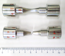 図2　疲労試験片