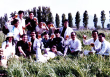 合成化学工学科有機合成化学講座ジンギスカンパーティ(1972年頃)