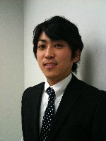 白崎です