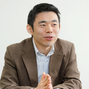 准教授 松本 謙一郎
