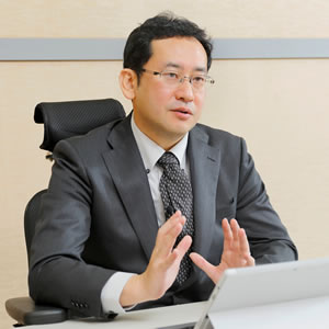 准教授 池辺 将之
